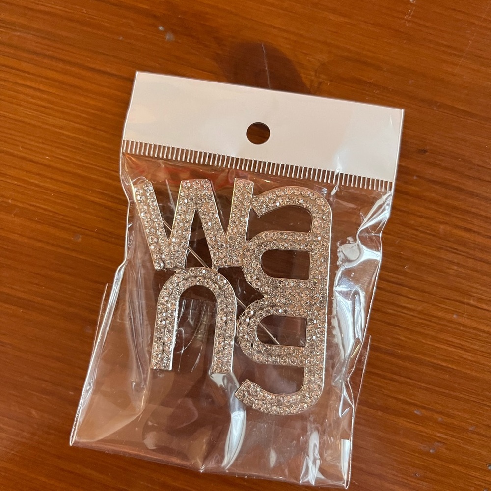 Wang Dupe Brooch